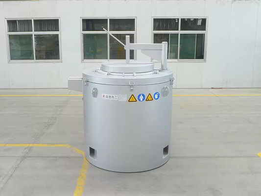 Bodembegietende gietlepels voor het overbrengen van gesmolten aluminium Veilig en soepel overbrengen met luchtcilinderbeweging