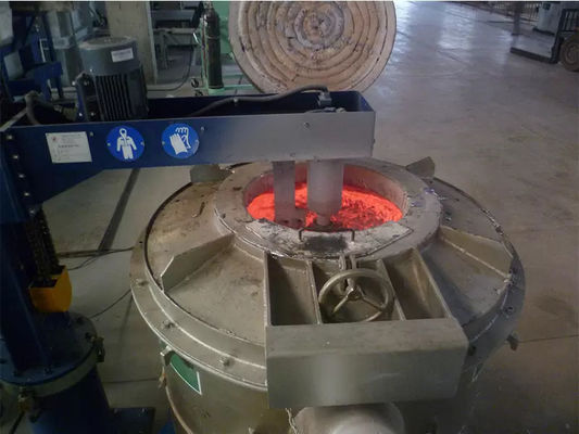 3 fasen aluminium ontgasmachine met 3000 kg totaal machinegewicht en 4 rotoren